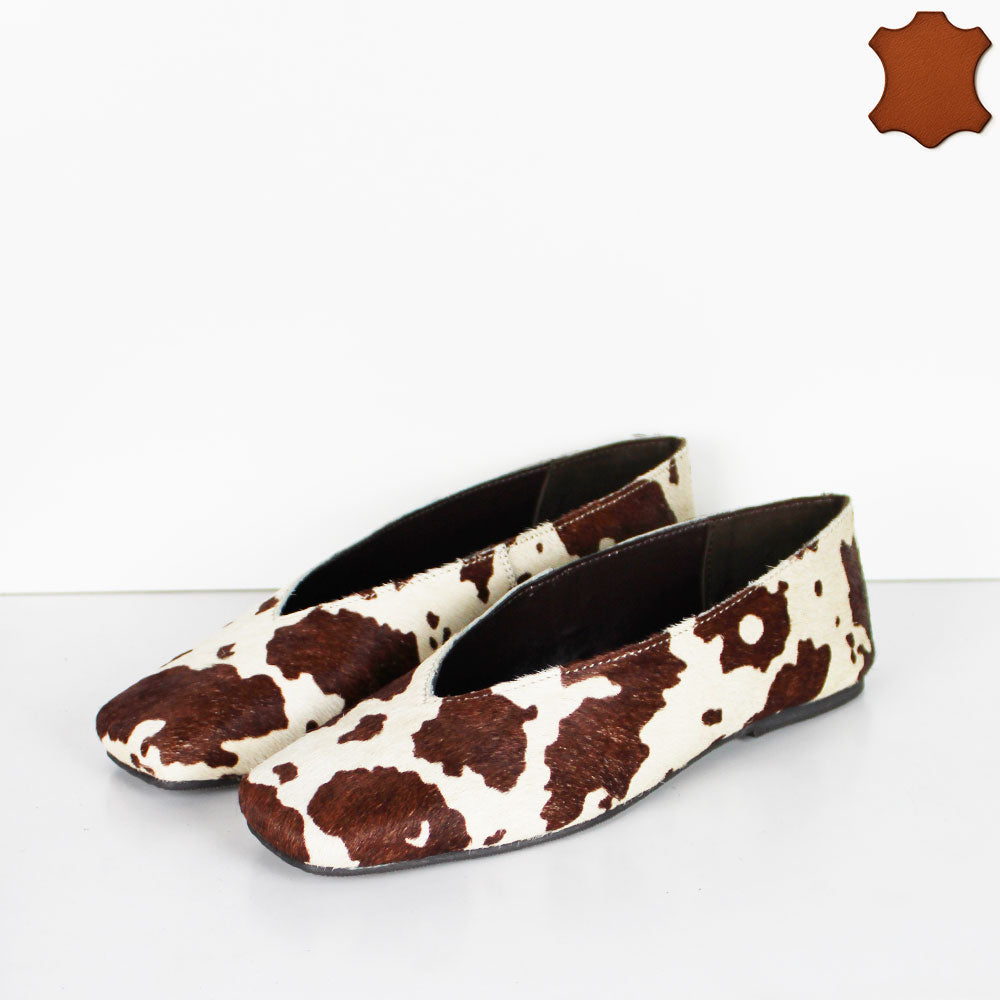 EM-9397-WHT-BRN-PONY